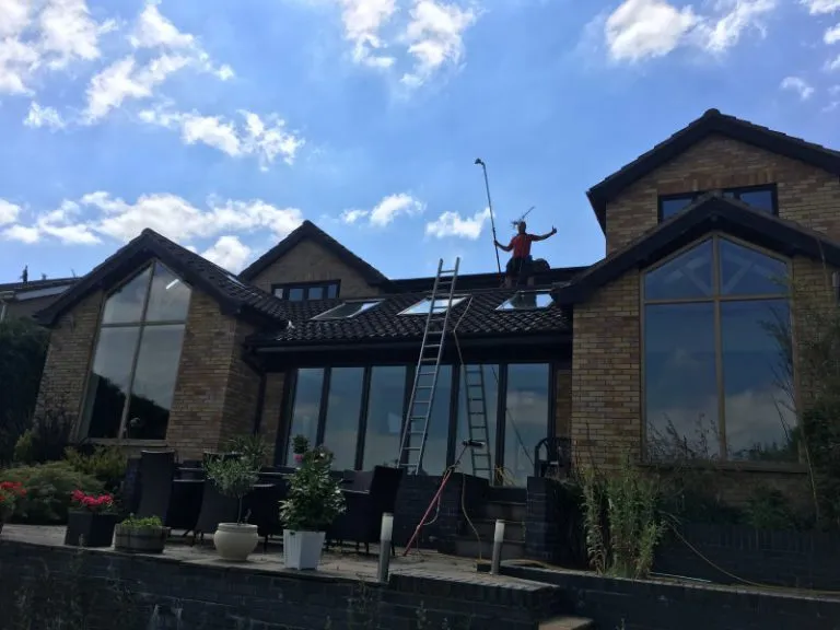 Sunroof Window Cleaning