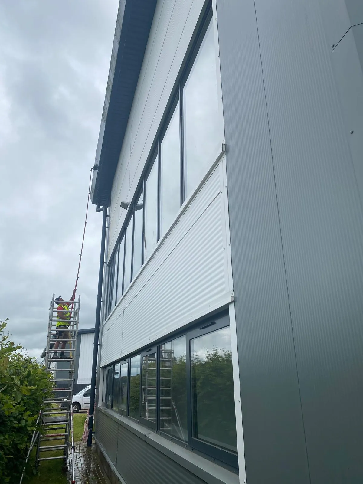 Commercial building cleaning